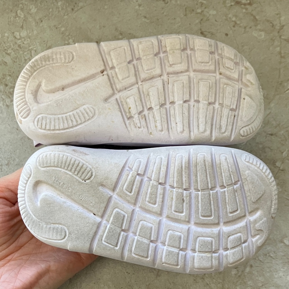 NIKE • flex runner 4 toddler slip-on sneaker - Picture 5 of 5